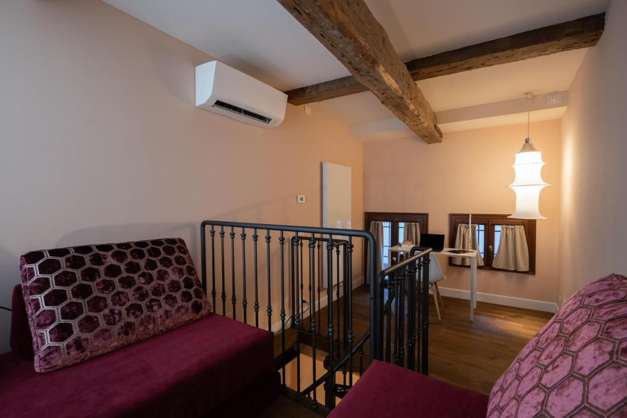 Ca' Longo Palace Velluto Apartment